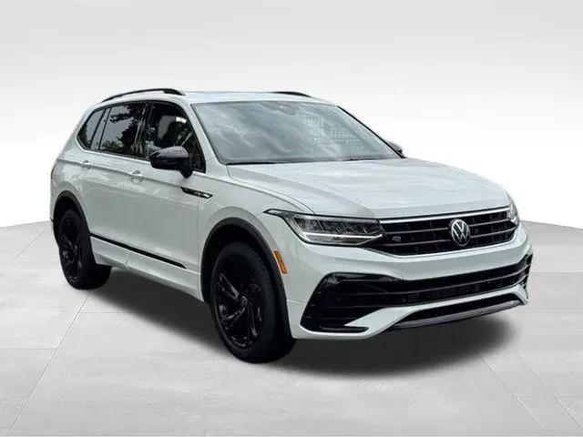 2023 Volkswagen Tiguan 2.0T SE R-Line Black for sale in Fort Wayne, IN