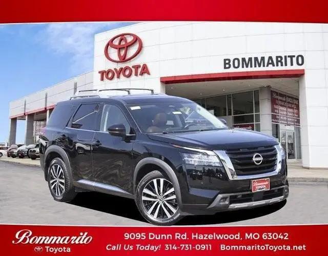 2023 Nissan Pathfinder Platinum 4WD for sale in Hazelwood, MO