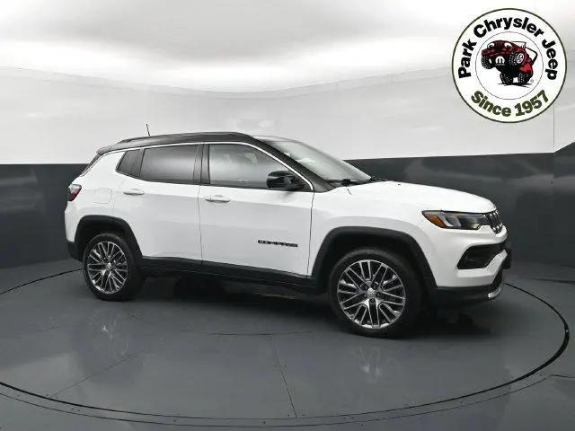 2023 Jeep Compass Limited 4x4 for sale in Burnsville, MN