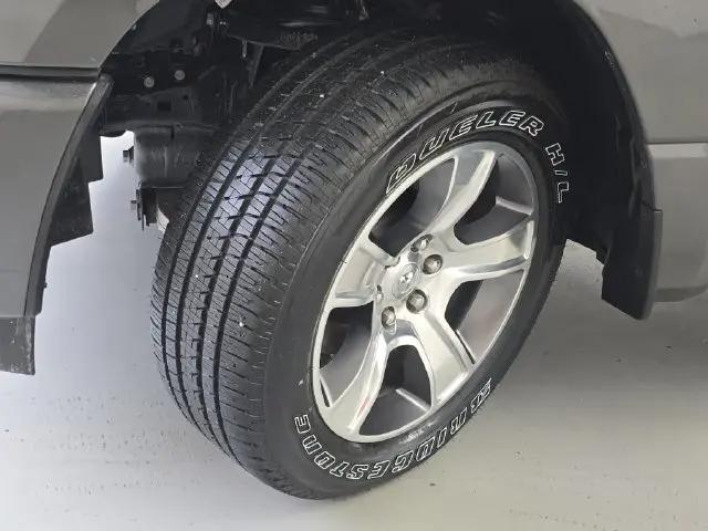 2026 Ram 1500 Express Crew Cab 4x2 57 Box