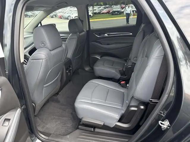 2021 Buick Enclave AWD Essence