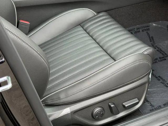 2026 Genesis G70 2.5T AWD Prestige
