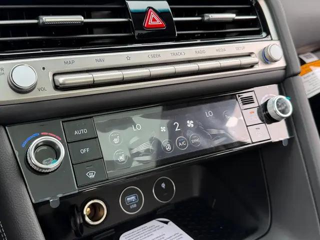 2026 Genesis G70 2.5T AWD Prestige