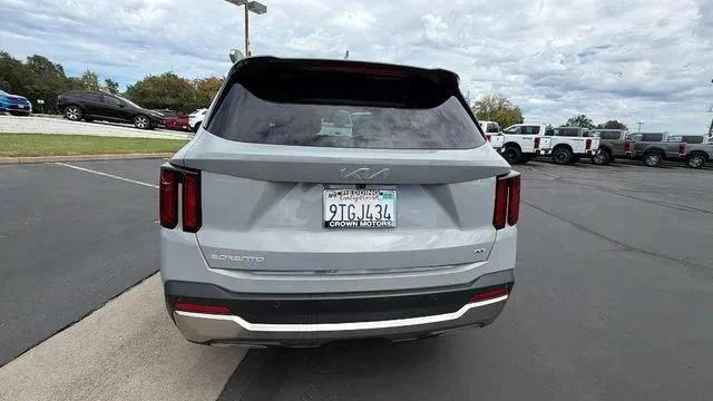 2025 Kia Sorento EX