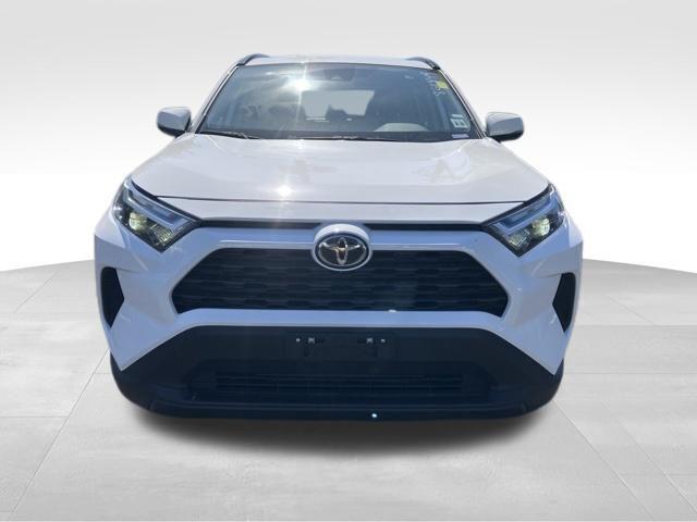 2025 Toyota RAV4 XLE 2025 Toyota RAV4 XLE