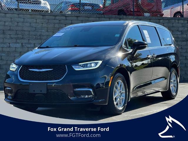 2026 Chrysler Pacifica Select for sale in Traverse City, MI