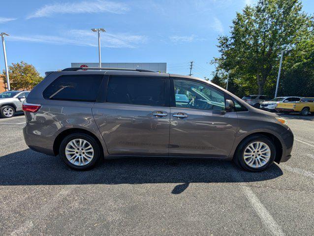 2015 Toyota Sienna XLE 8 Passenger 2015 Toyota Sienna XLE 8 Passenger