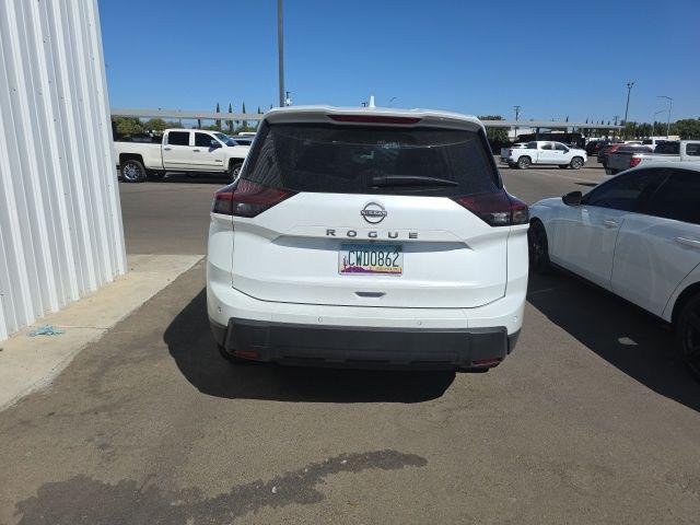 2025 Nissan Rogue SV FWD