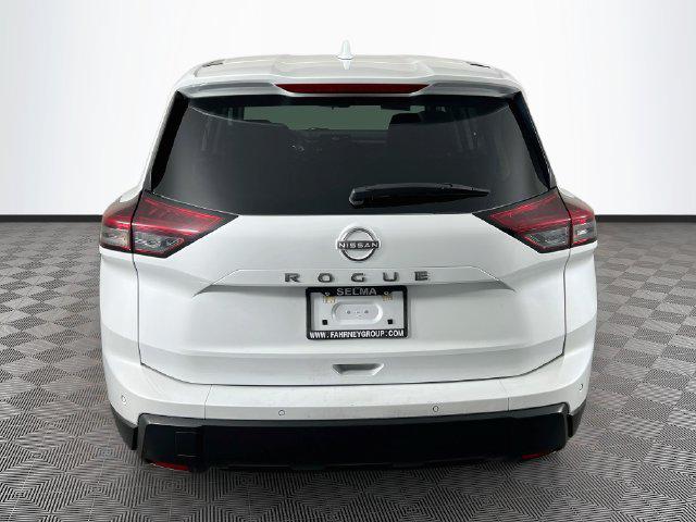 2025 Nissan Rogue SV FWD