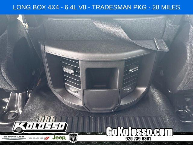 2025 Ram 2500 Tradesman Crew Cab 4x4 8 Box