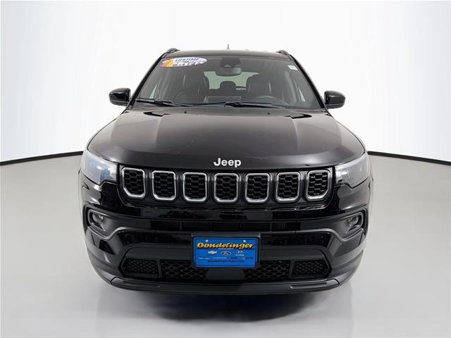 2024 Jeep Compass Latitude Lux FWD