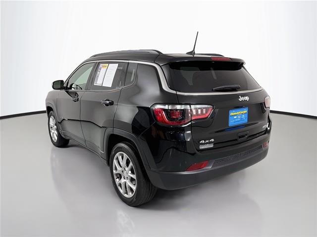 2024 Jeep Compass Latitude Lux FWD