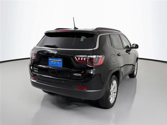 2024 Jeep Compass Latitude Lux FWD