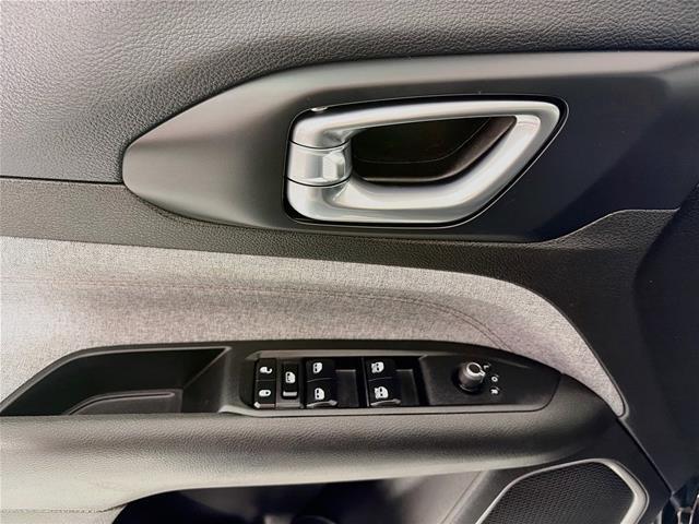 2024 Jeep Compass Latitude Lux FWD