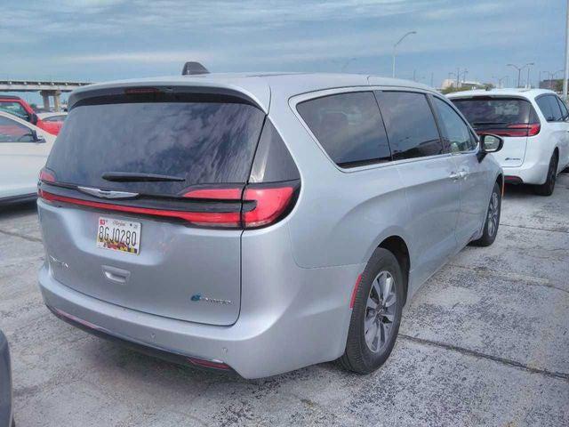 2023 Chrysler Pacifica Hybrid Touring L for sale in Vicksburg, MI