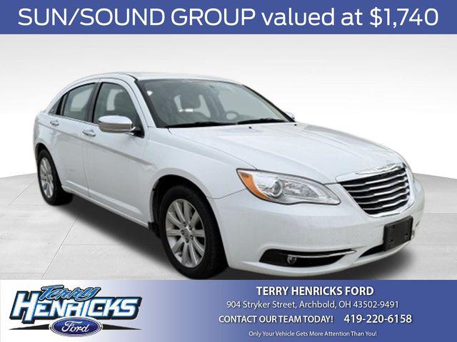 2014 Chrysler 200 Limited for sale in Archbold, OH