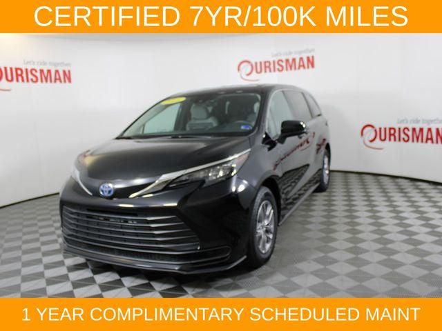 2025 Toyota Sienna LE 2025 Toyota Sienna LE