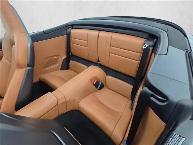 2025 Porsche 911 Carrera GTS Cabriolet
