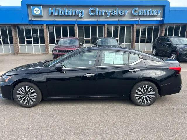 2024 Nissan Altima SV FWD for sale in Hibbing, MN