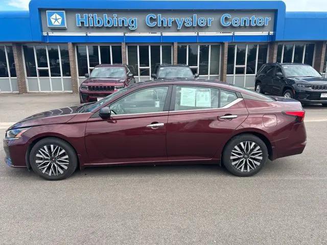 2024 Nissan Altima SV FWD for sale in Hibbing, MN