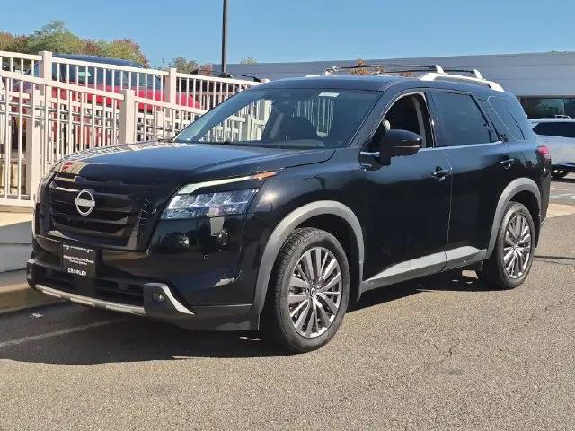 2024 Nissan Pathfinder SL 4WD