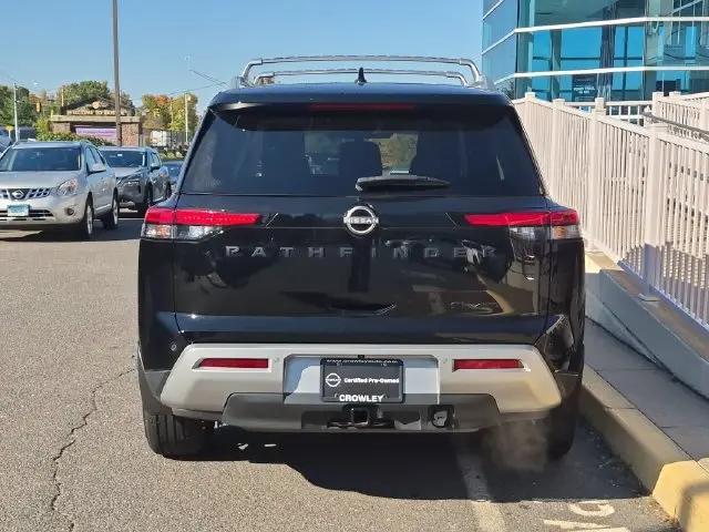 2024 Nissan Pathfinder SL 4WD