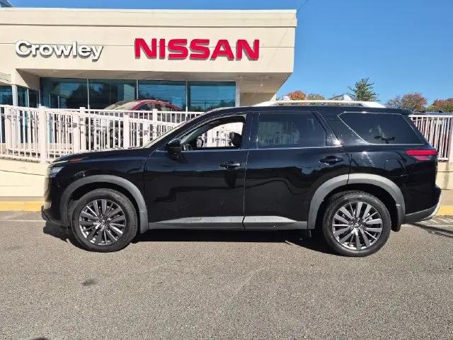 2024 Nissan Pathfinder SL 4WD
