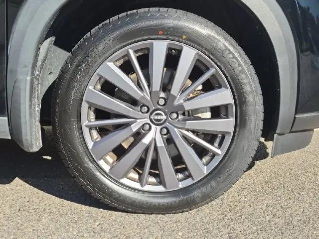 2024 Nissan Pathfinder SL 4WD