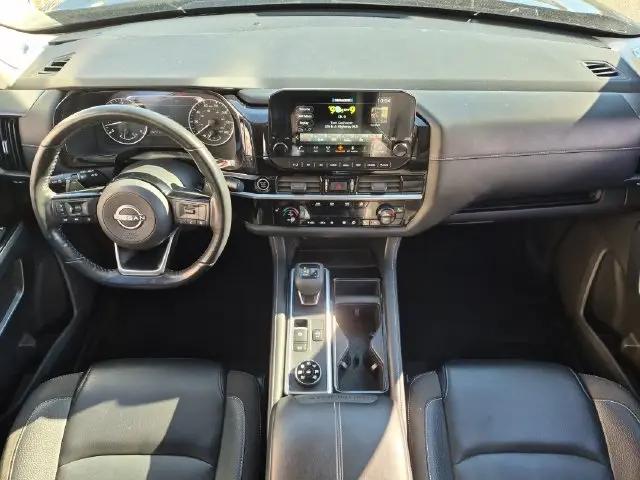 2024 Nissan Pathfinder SL 4WD