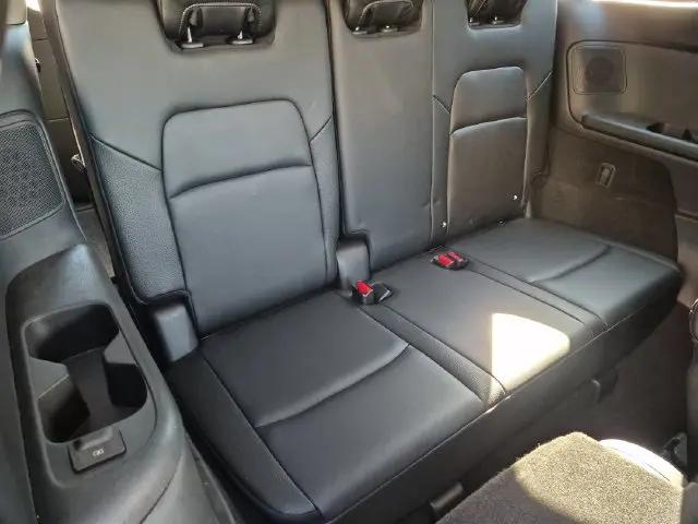 2024 Nissan Pathfinder SL 4WD