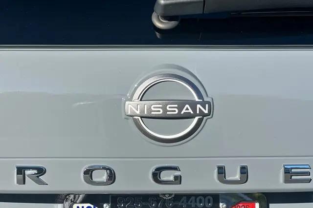 2023 Nissan Rogue SL Intelligent AWD