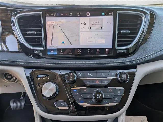2021 Chrysler Pacifica Hybrid Limited