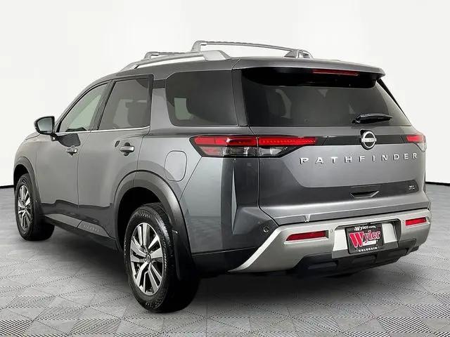 2025 Nissan Pathfinder SL FWD