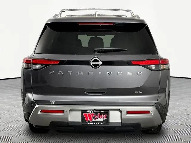 2025 Nissan Pathfinder SL FWD