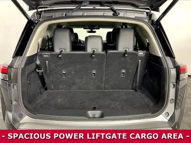 2025 Nissan Pathfinder SL FWD
