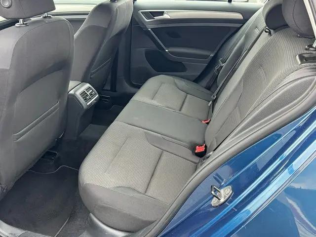 2017 Volkswagen Golf TSI SE 4-Door