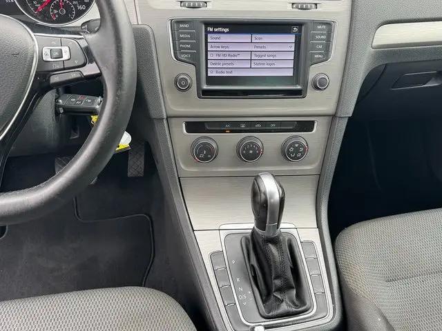 2017 Volkswagen Golf TSI SE 4-Door