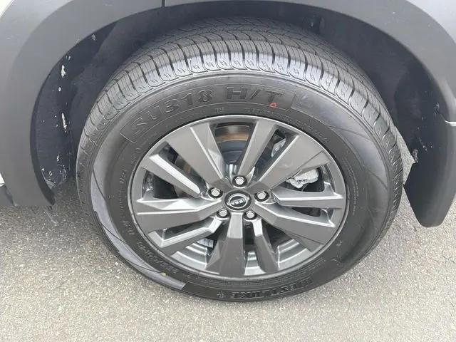 2023 Nissan Pathfinder SV 4WD