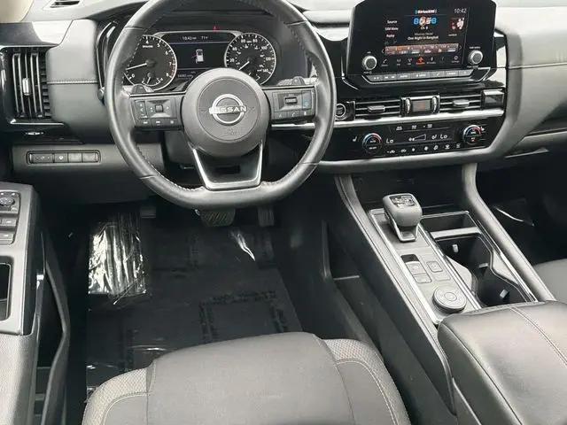 2023 Nissan Pathfinder SV 4WD