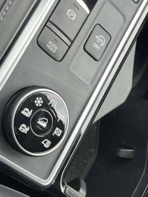 2023 Nissan Pathfinder SV 4WD