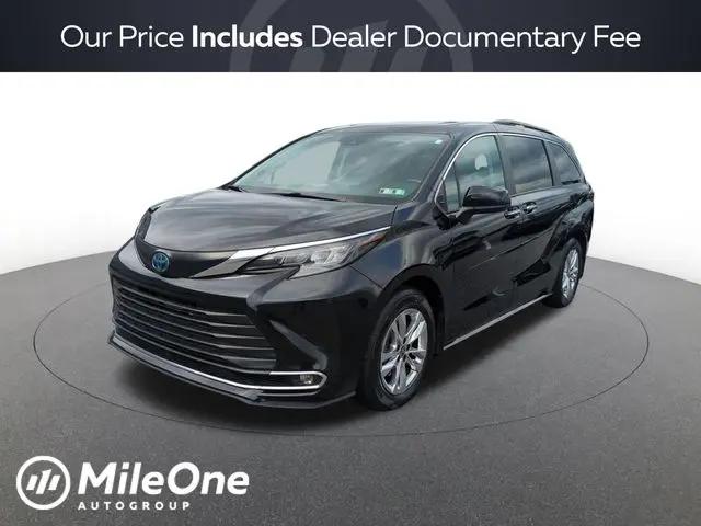 2024 Toyota Sienna XLE for sale in Harrisburg, PA