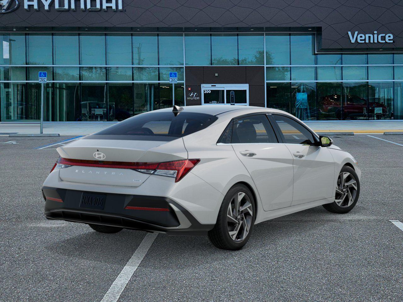 2026 Hyundai ELANTRA HYBRID Limited - Image 4
