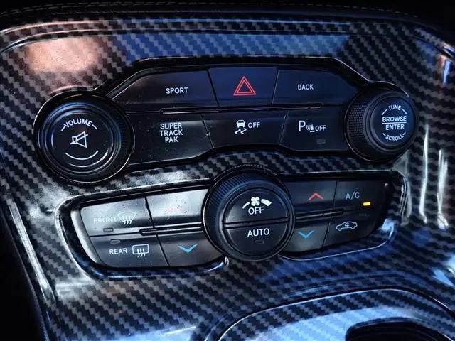 2016 Dodge Challenger R/T Plus