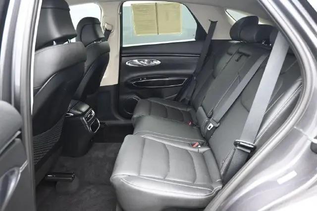 2022 Genesis GV70 2.5T AWD