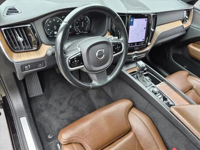 2021 Volvo XC60 T5 Inscription