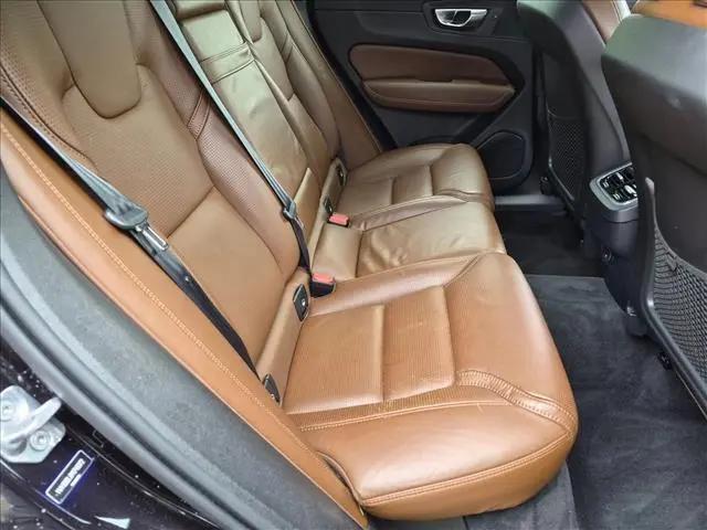 2021 Volvo XC60 T5 Inscription