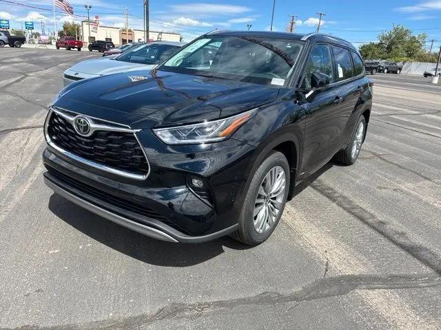 2026 Toyota Highlander Hybrid Platinum for sale in Farmington, NM