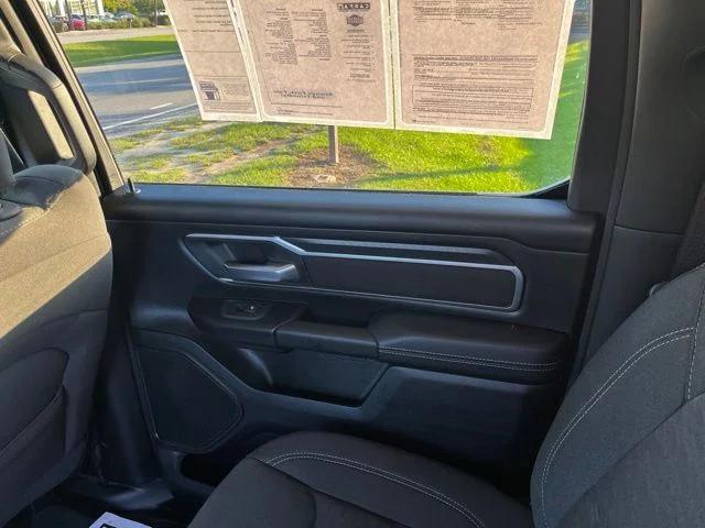 2025 Ram 1500 Big Horn Crew Cab 4x4 57 Box