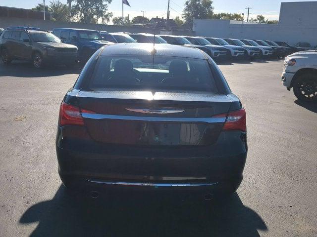 2012 Chrysler 200 Touring