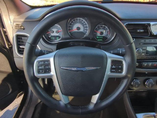 2012 Chrysler 200 Touring
